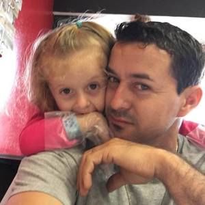 Meet your Posher, Isaac